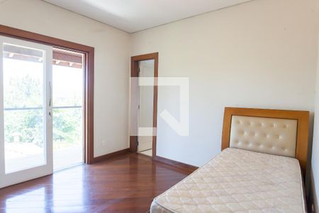 Casa de condomínio à venda com 340m², 4 quartos e 2 vagas Casa de condomínio à venda com 340m², 4 quartos e 2 vagassuite 1