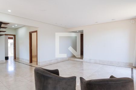 sala de casa de condomínio à venda com 4 quartos, 340m² em Centro, Nova Lima