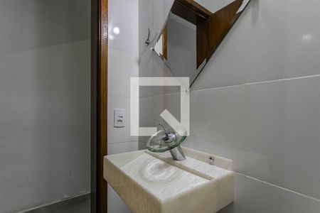 Lavabo de casa de condomínio para alugar com 2 quartos, 79m² em Vila São Sebastião, Mogi das Cruzes