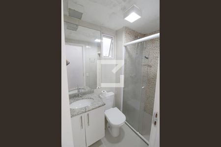 Banheiro de apartamento à venda com 2 quartos, 54m² em Parque Reboucas, São Paulo