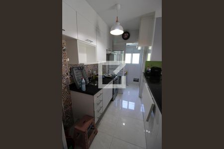 Apartamento à venda com 54m², 2 quartos e 1 vagaCozinha e Área de Serviço