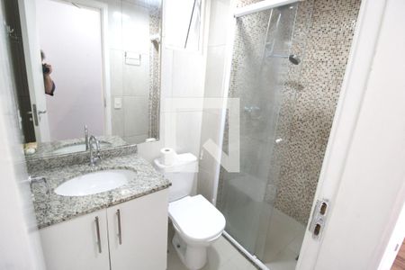 Banheiro de apartamento à venda com 2 quartos, 54m² em Parque Reboucas, São Paulo