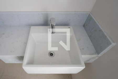 Apartamento à venda com 80m², 2 quartos e 1 vagaBanheiro da Suíte 1