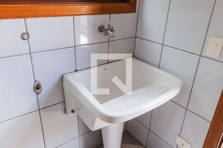 Casa de condomínio à venda com 437m², 4 quartos e 5 vagasÁrea de Serviço