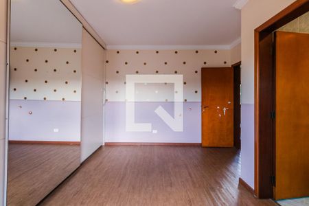 Casa de condomínio à venda com 437m², 4 quartos e 5 vagasSuíte 2