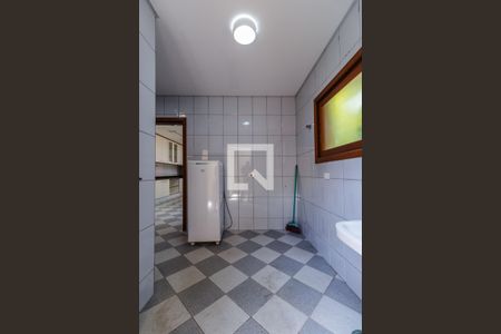 Casa de condomínio à venda com 437m², 4 quartos e 5 vagasÁrea de Serviço