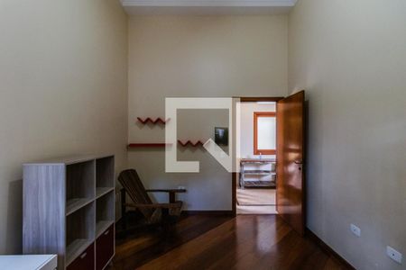 Casa de condomínio à venda com 437m², 4 quartos e 5 vagasEscritório