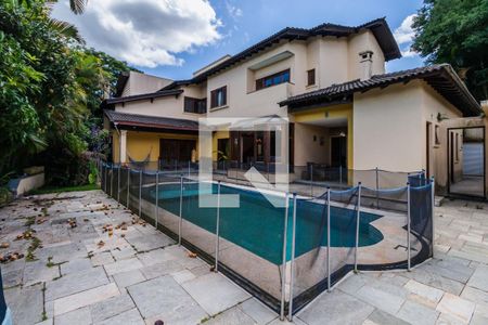 Casa de condomínio à venda com 437m², 4 quartos e 5 vagasÁrea Externa