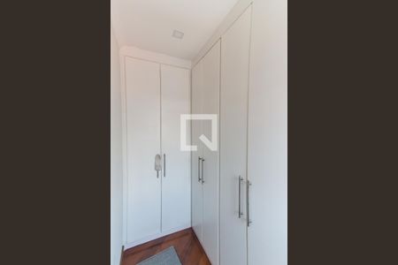 Casa de condomínio à venda com 550m², 5 quartos e 10 vagasCloset da Suíte 2  