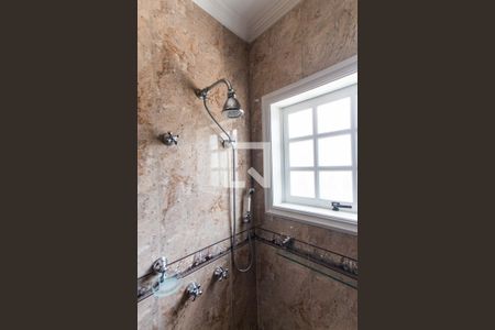 Casa de condomínio à venda com 550m², 5 quartos e 10 vagasBanheiro da Suíte 4