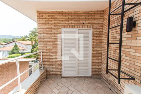 Casa de condomínio à venda com 550m², 5 quartos e 10 vagasVaranda da Suíte 2 e 3  