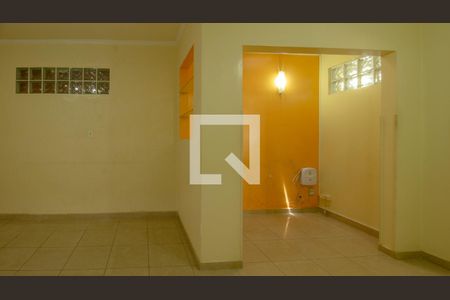 Detalhe Sala de casa para alugar com 3 quartos, 120m² em Jardim Danubio, Jundiaí