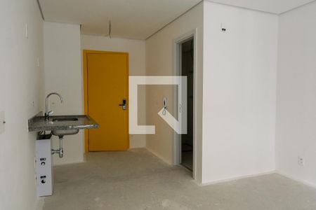 Sala/Cozinha de kitnet/studio à venda com 1 quarto, 26m² em Sumarezinho, São Paulo