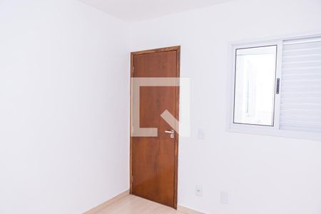 Quarto 1 de apartamento para alugar com 2 quartos, 50m² em Vila Nhocuné, São Paulo