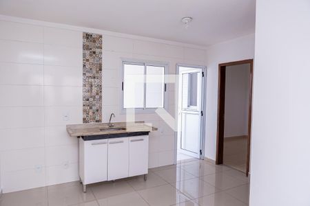 Sala e Cozinha de apartamento para alugar com 2 quartos, 50m² em Vila Nhocuné, São Paulo