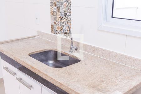 Sala e Cozinha de apartamento para alugar com 2 quartos, 50m² em Vila Nhocuné, São Paulo