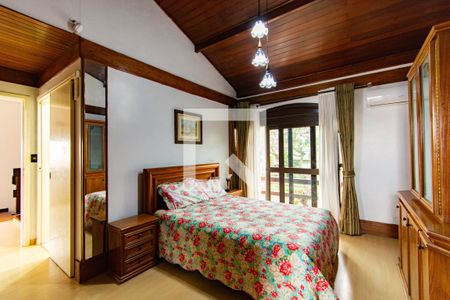 Casa para alugar com 378m², 3 quartos e 6 vagas Casa para alugar com 378m², 3 quartos e 6 vagasQuarto 1