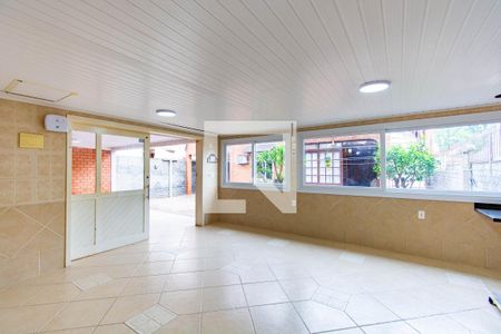 Casa para alugar com 378m², 3 quartos e 6 vagas Casa para alugar com 378m², 3 quartos e 6 vagasÁrea externa