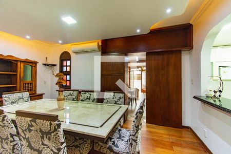 Sala de jantar de casa à venda com 3 quartos, 378m² em Igara, Canoas