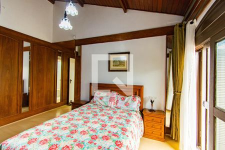 Casa para alugar com 378m², 3 quartos e 6 vagas Casa para alugar com 378m², 3 quartos e 6 vagasQuarto 1