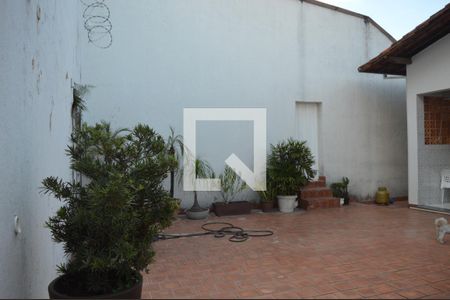 Casa à venda com 360m², 3 quartos e 4 vagasQuintal
