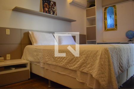 Casa à venda com 360m², 3 quartos e 4 vagasQuarto suite -2