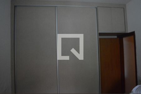 Casa à venda com 360m², 3 quartos e 4 vagasQuarto 3