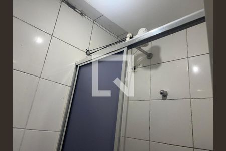 Kitnet banheiro de kitnet/studio para alugar com 0 quarto, 18m² em Vila Clementino, São Paulo