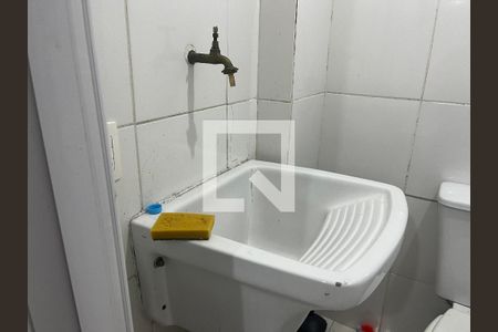 Kitnet banheiro de kitnet/studio para alugar com 0 quarto, 18m² em Vila Clementino, São Paulo