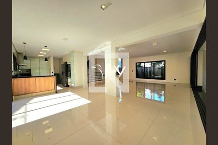 Casa à venda com 4 quartos, 450m² em Alphaville Residencial Um, Barueri