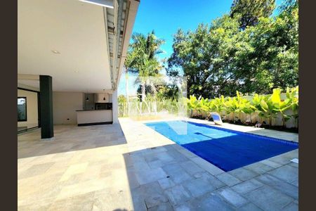 Casa de condomínio à venda com 450m², 4 quartos e 3 vagas