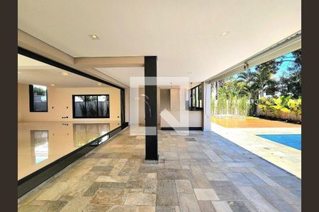 Casa de condomínio à venda com 450m², 4 quartos e 3 vagas