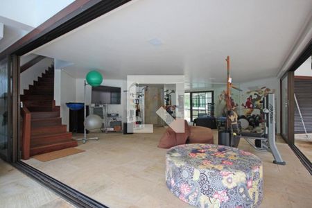 Casa à venda com 5 quartos, 625m² em Canto das Águas, Rio Acima