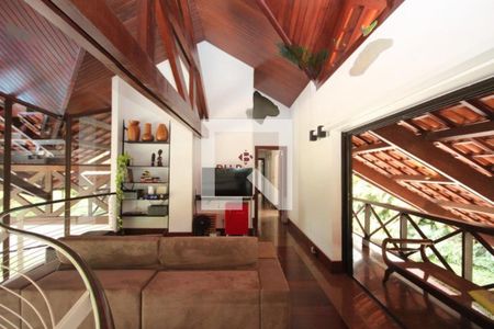 Casa à venda com 5 quartos, 625m² em Canto das Águas, Rio Acima