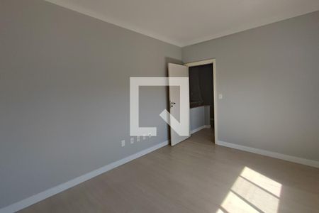 Casa de condomínio para alugar com 237m², 4 quartos e 4 vagasQuarto 4