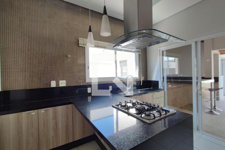 Casa de condomínio para alugar com 237m², 4 quartos e 4 vagasCozinha