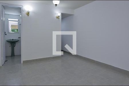 Sala de apartamento para alugar com 1 quarto, 30m² em Vargem Grande, Rio de Janeiro