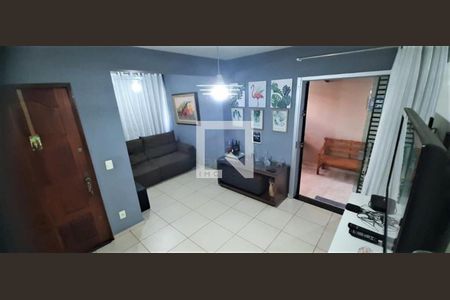 Casa à venda com 3 quartos, 105m² em Santa Rosa, Belo Horizonte