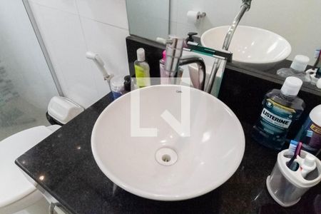 Banheiro social de casa à venda com 3 quartos, 110m² em Jaqueline, Belo Horizonte