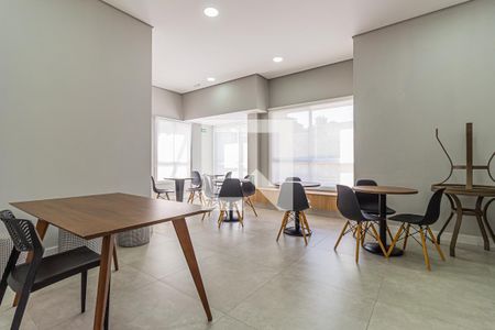 Apartamento à venda com 53m², 2 quartos e 1 vaga Apartamento à venda com 53m², 2 quartos e 1 vagaÁrea comum - Salão de festas