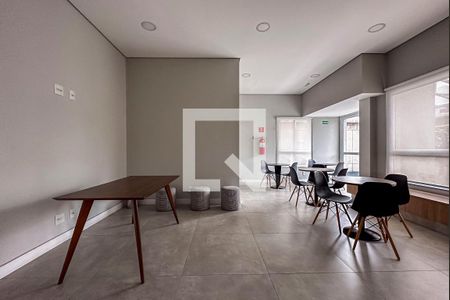 Apartamento à venda com 53m², 2 quartos e 1 vaga Apartamento à venda com 53m², 2 quartos e 1 vagaÁrea comum - Salão de festas