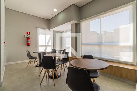Apartamento à venda com 53m², 2 quartos e 1 vaga Apartamento à venda com 53m², 2 quartos e 1 vagaÁrea comum - Salão de festas