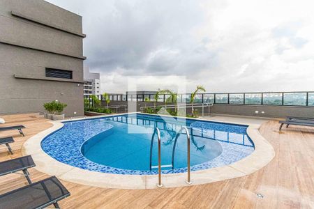 Apartamento à venda com 32m², 1 quarto e sem vaga Apartamento à venda com 32m², 1 quarto e sem vagaÁrea comum - Piscina