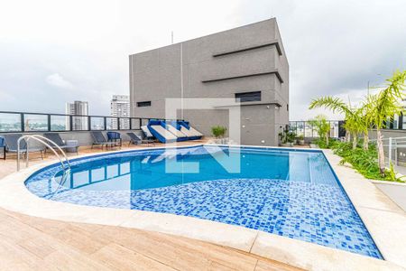 Apartamento à venda com 32m², 1 quarto e sem vaga Apartamento à venda com 32m², 1 quarto e sem vagaÁrea comum - Piscina