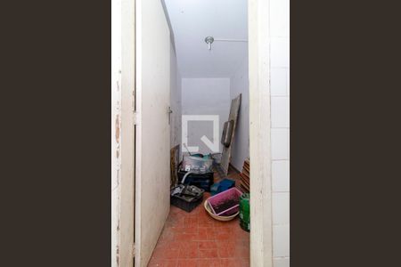 Casa à venda com 250m², 2 quartos e 2 vagasÁrea de Serviço