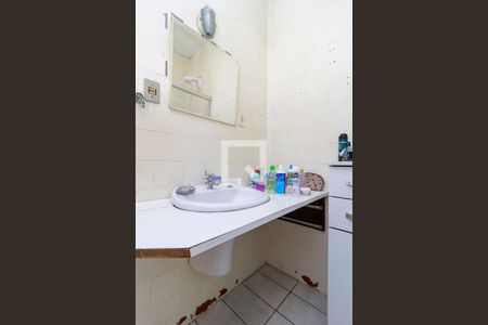 Casa à venda com 250m², 2 quartos e 2 vagasBanheiro