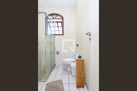 Casa à venda com 250m², 2 quartos e 2 vagasBanheiro