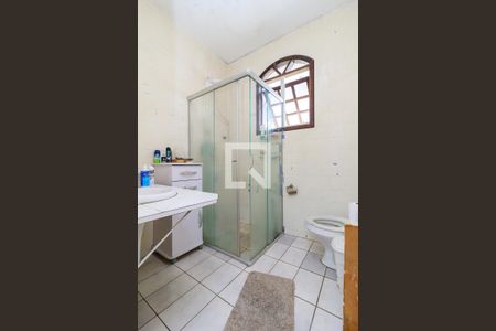 Casa à venda com 250m², 2 quartos e 2 vagasBanheiro