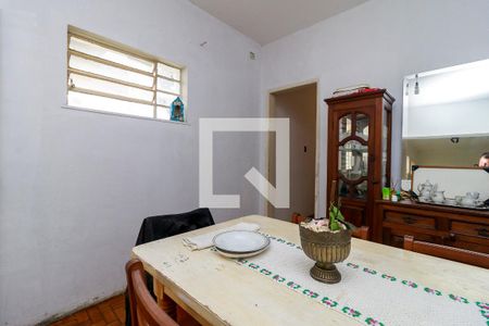 Casa à venda com 250m², 2 quartos e 2 vagasCopa