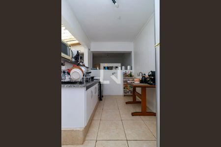 Casa à venda com 250m², 2 quartos e 2 vagasCozinha